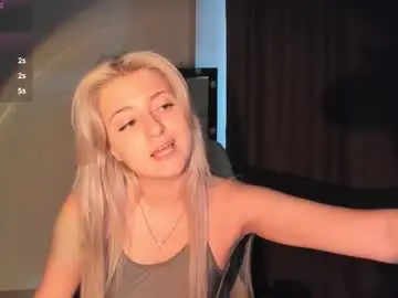 Chaturbate Live Sex Cam of lana_younes