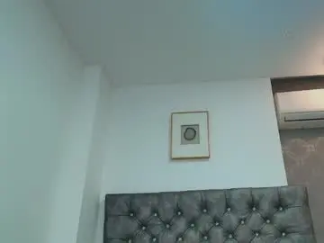 Chaturbate Live Sex Cam of meybaldini