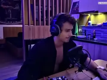 Chaturbate Free Live Porn of orlando__bloom