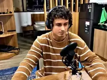 Chaturbate Adult Video Chat of orlando__bloom