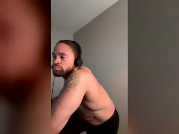 Chaturbate Live Sex Cam of thomasgwhitecft