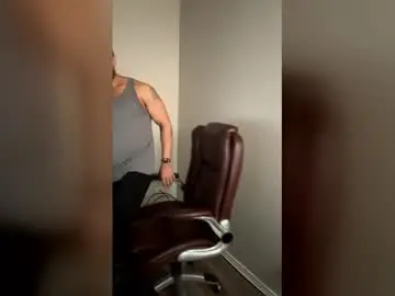 Chaturbate Live Sex Cam of thomasgwhitecft