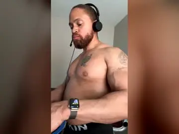 Chaturbate Live Sex Cam of thomasgwhitecft