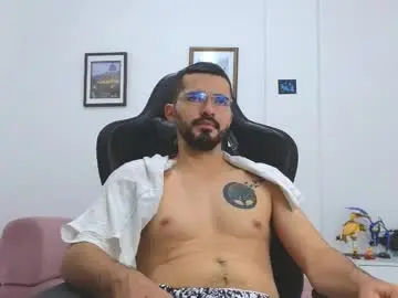Chaturbate Sex Chat of alejandroo_7