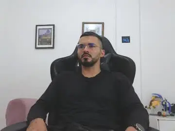 Chaturbate Live Sex of alejandroo_7