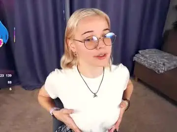 Chaturbate Adult Video Chat of deannmaslen