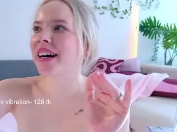 Chaturbate Free Porn Cam of milly_shy