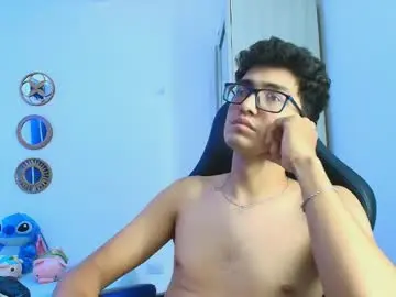 Chaturbate Best live sex cam show of tylerwhiite_