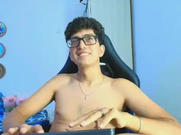 Chaturbate Adult Webcams of tylerwhiite_