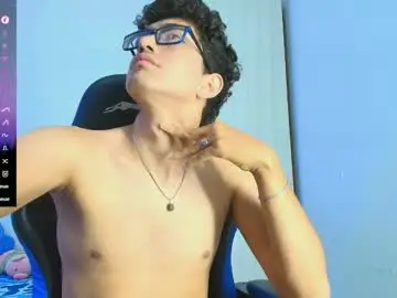 Chaturbate Live Sex Cam of tylerwhiite_