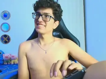 Chaturbate Live Sex Cam of tylerwhiite_