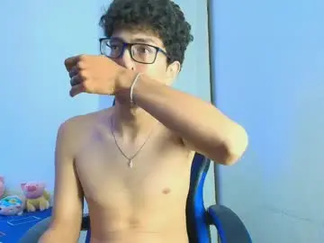Chaturbate Adult Webcams of tylerwhiite_