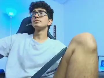 Chaturbate Free Live Porn of tylerwhiite_