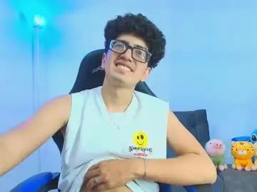 Chaturbate Live Porn of tylerwhiite_