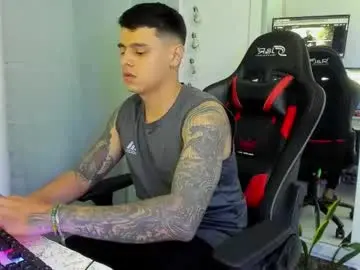 Chaturbate Live Sex Cam of dage_19