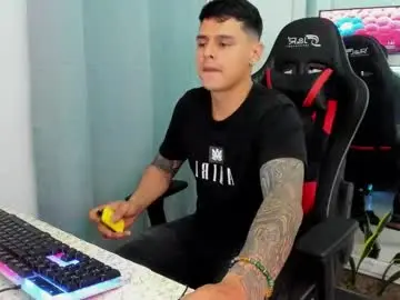 Chaturbate Live Porn of dage_19