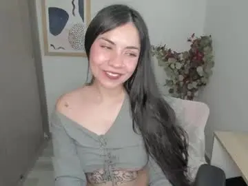 Chaturbate Free Porn Cam of lauryn_chills
