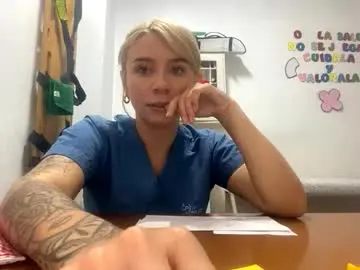 Chaturbate Free Live Porn of melodypetitex