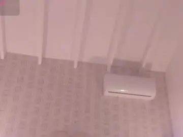 Chaturbate Sex Cam of arirobert_