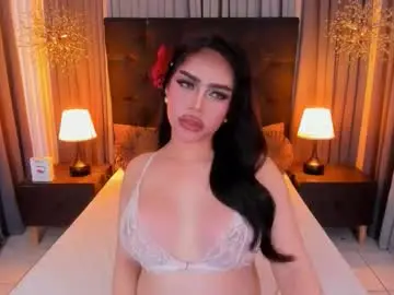 Chaturbate Sex Cam of hennessygoddess69