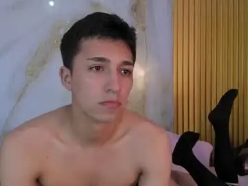 Chaturbate Adult Webcam of leah_adam