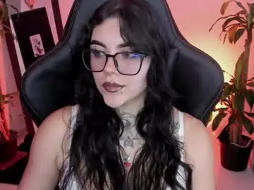 Chaturbate Best live sex cam show of misscharlottte_18