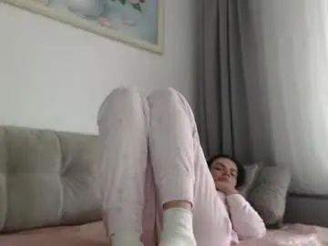Chaturbate Live Porn of xxxariell_sky_1