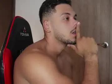 Chaturbate Best live sex cam show of andy_weld