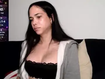 Chaturbate Sex Chat of luara_