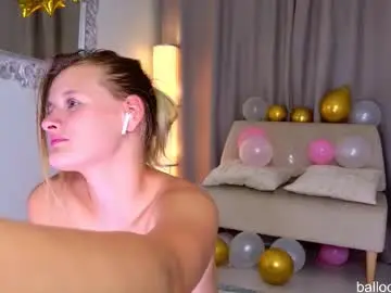 Chaturbate Sex Cam of luna_helga