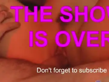 Chaturbate Free Porn Cam of strawberrywithcream18