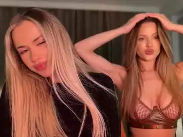 Chaturbate Live Sex Cam of julia_rle