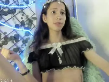 Chaturbate Best live sex cam show of vodkadelulo_