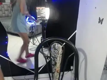 Chaturbate Best live sex cam show of camiih_18