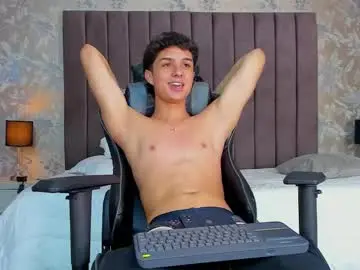 Chaturbate Live Sex of ethanlowell