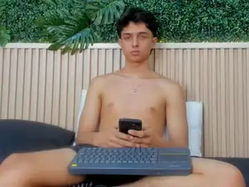 Chaturbate Adult Webcams of ethanlowell