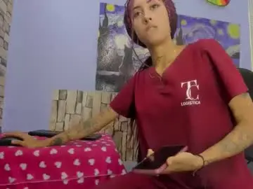 Chaturbate Free Live Porn of alaia_evans01