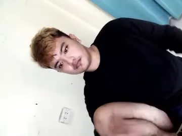 Chaturbate Free Live Porn of xxhotloyd_cummerx