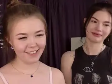 Chaturbate Free Porn Cam of berry_bloom