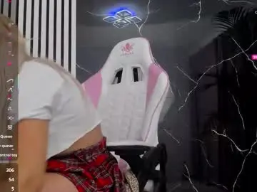 Chaturbate Live Sex Cam of diamond_ava_