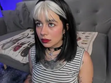 Chaturbate Live Sex Cam of flower_smith_