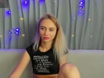 Chaturbate Nude Webcam of juliastar41