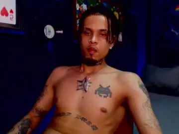 Chaturbate Best live sex cam show of lilray99