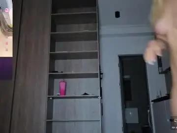 Chaturbate Live Sex Cam of megan_ros_