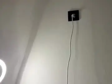 Chaturbate Live Sex of twocharmyray