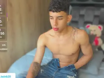 Chaturbate Private Sex Chat of andrew_twink18