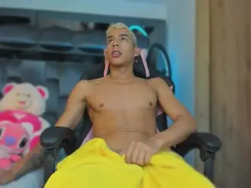 Chaturbate Best Webcam of andrew_twink18