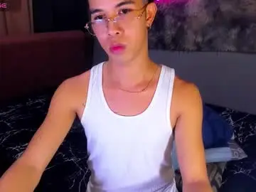 Chaturbate Free Porn Cam of asiancum_peter