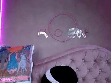 Chaturbate Live Porn of lika_moon