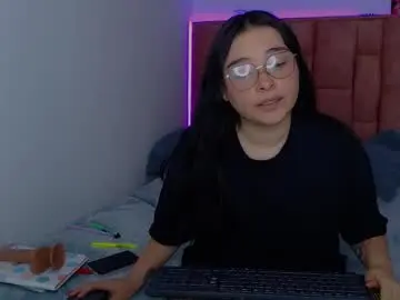 Chaturbate Free Porn Cam of nahia__2